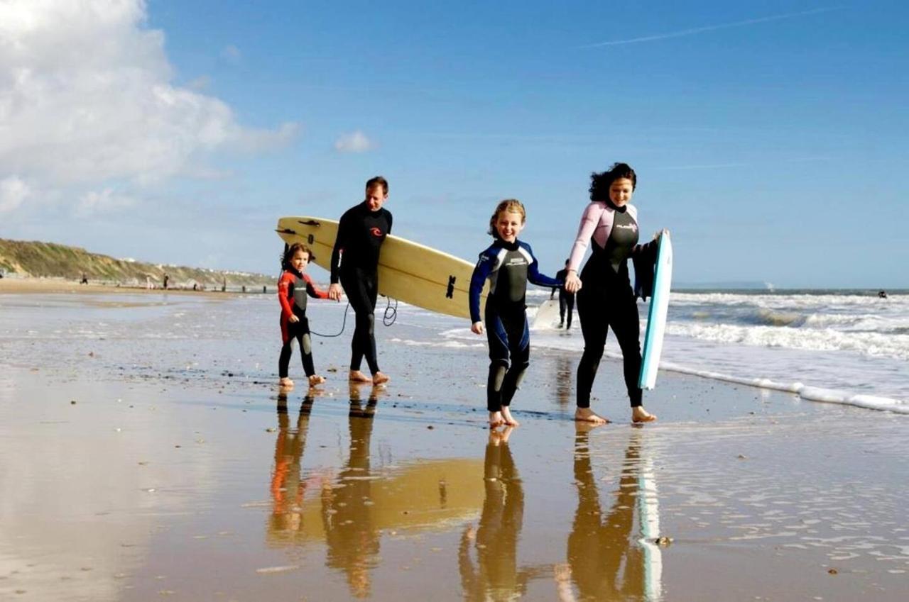 Flat-C, 4 Adults, 20 Mins To Beach, Netflix, Wifi, Sleeps 4 Adults Bournemouth Zewnętrze zdjęcie