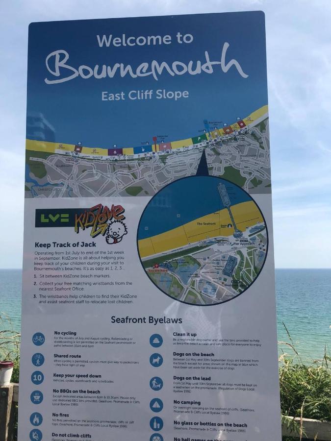 Flat-C, 4 Adults, 20 Mins To Beach, Netflix, Wifi, Sleeps 4 Adults Bournemouth Zewnętrze zdjęcie