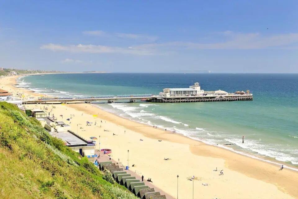Flat-C, 4 Adults, 20 Mins To Beach, Netflix, Wifi, Sleeps 4 Adults Bournemouth Zewnętrze zdjęcie